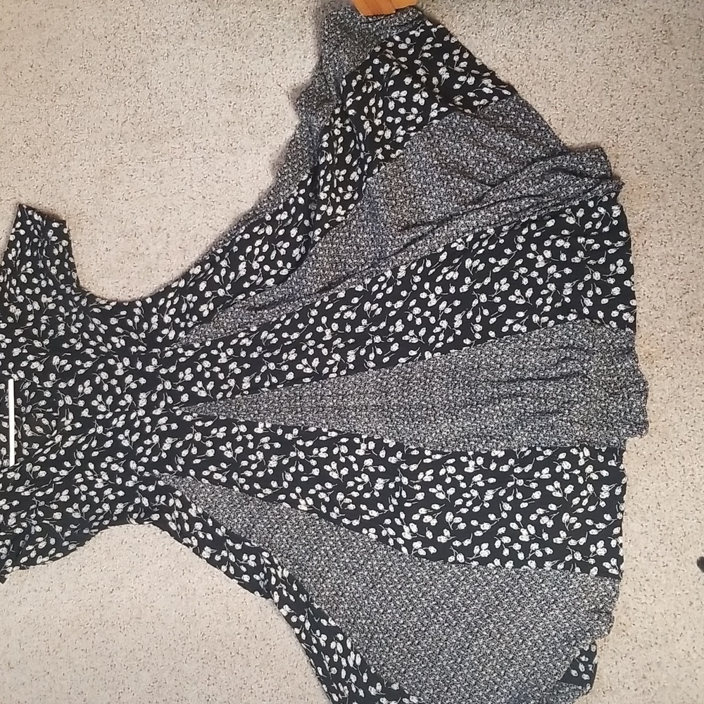 Nostalgia vintage crinkle rayon broomstick midi dress black white rosebuds - Picture 11 of 12